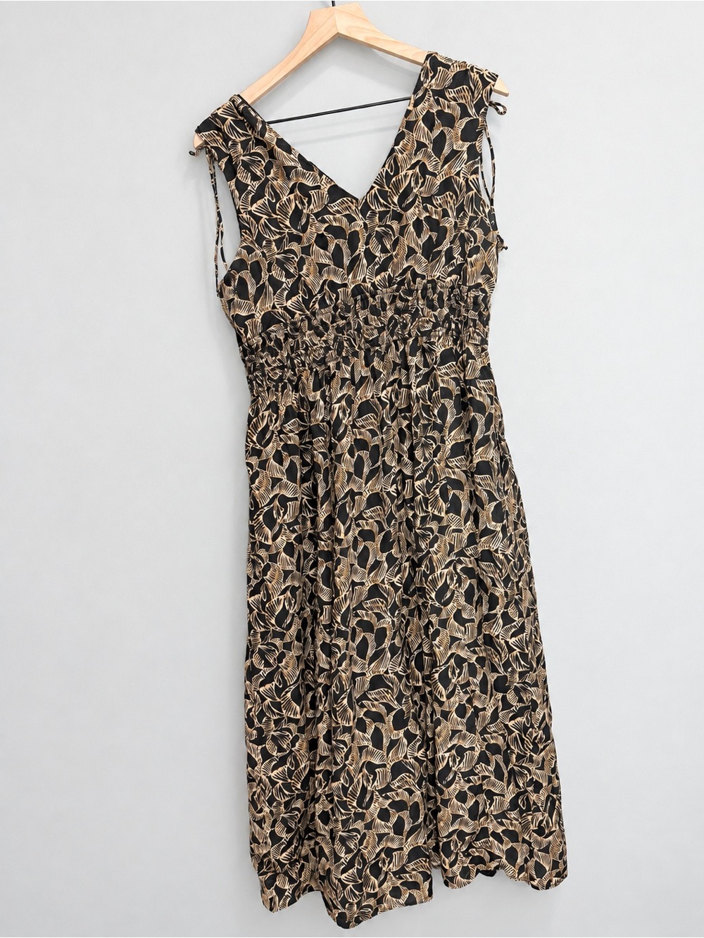 Nordstrom Print Smocked Waist Sleeveless Maxi Dress Black Tan Leaf L